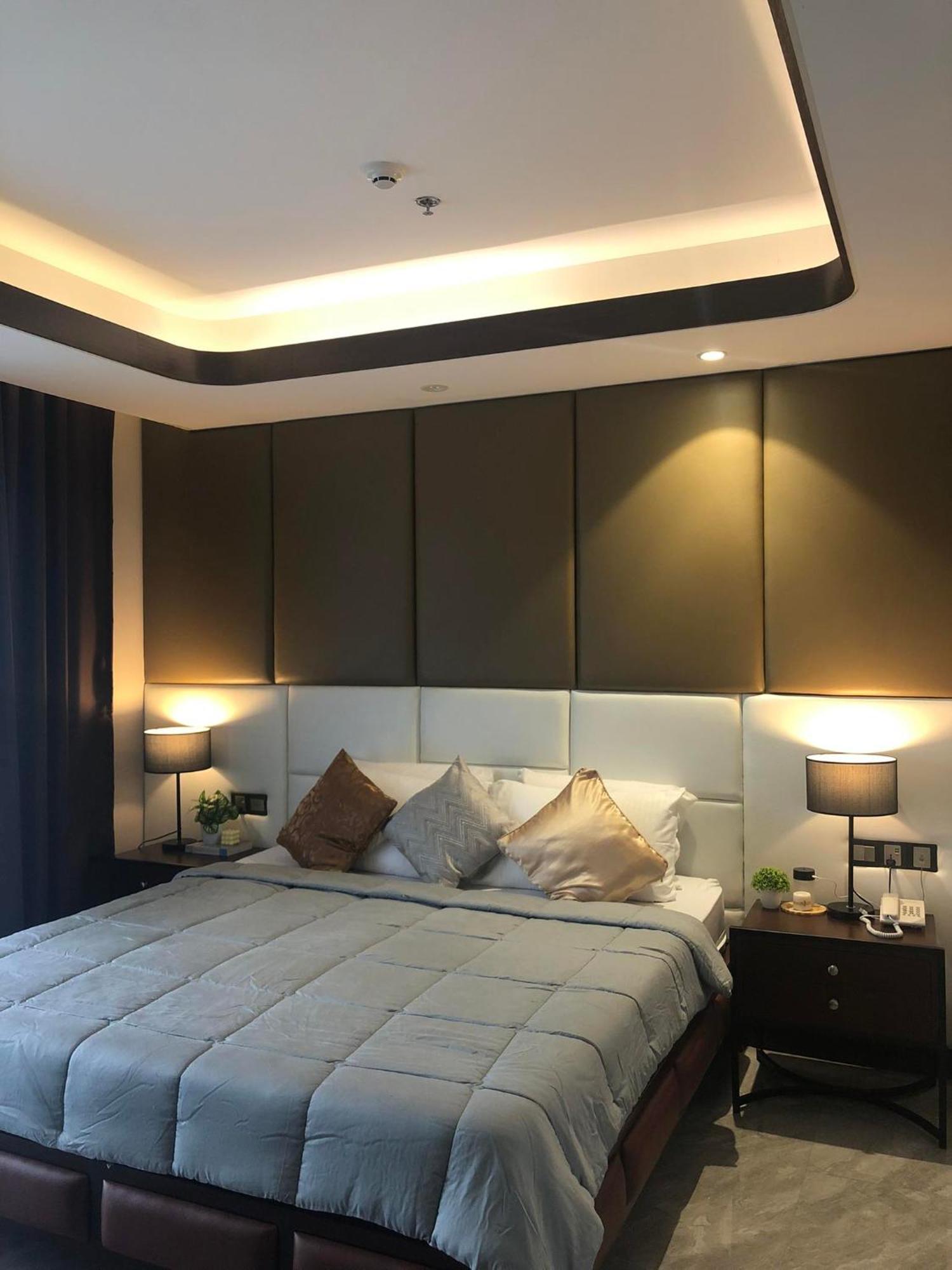 One Euphoria Prime Suite Hotel Angeles Ngoại thất bức ảnh