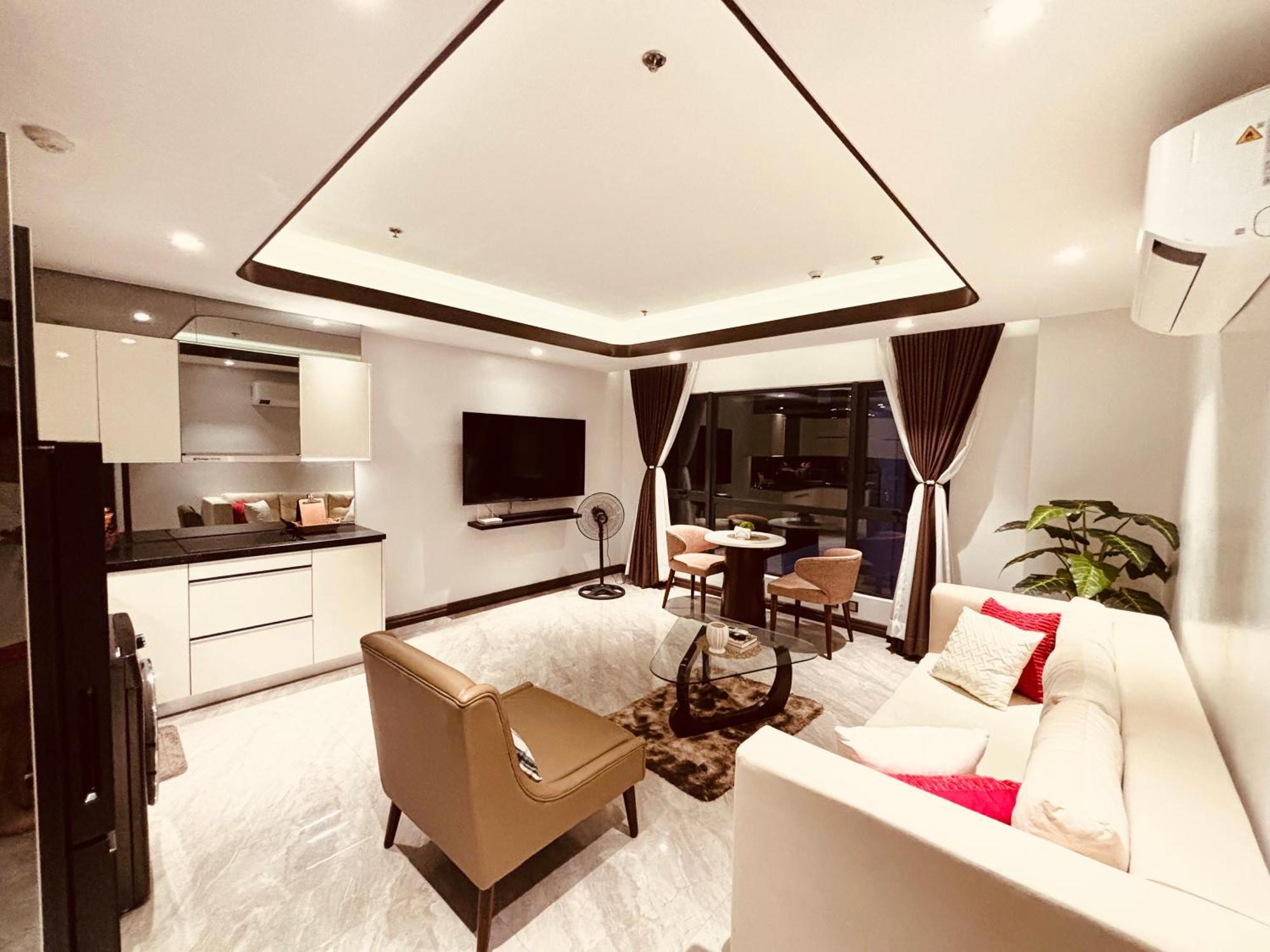 One Euphoria Prime Suite Hotel Angeles Ngoại thất bức ảnh